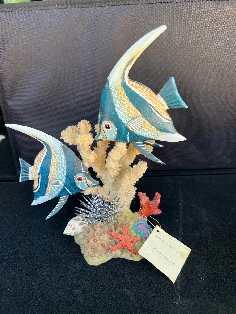 Nature Crafts, Inc. Two Fish set with Sea-Urchin, starfish and shell. FGIN 309